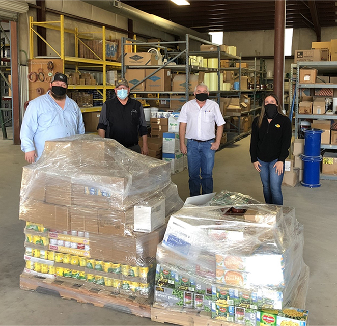 Core & Main teams in Oklahoma banded together to donate food to those in need.